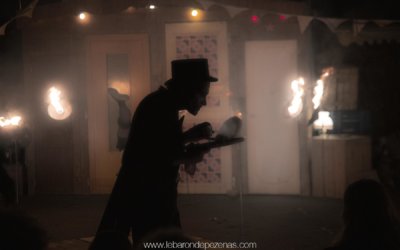 De joyeuse gravité en fâcheuse légèreté, spectacle de feu à Pézenas