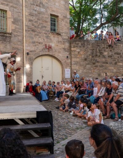 la folie d'isabelle compagnie dinamo theatre festival moliere pezenas
