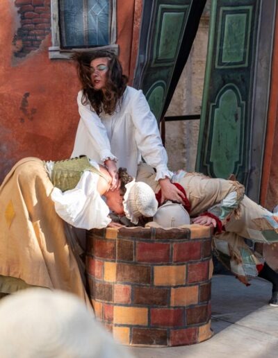 la folie d'isabelle compagnie dinamo theatre festival moliere pezenas